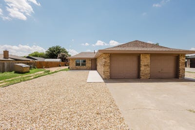 /international/us/1111-cheryl-drive-brownfield-tx-110100755896/