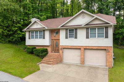 /international/us/2061-pinecrest-drive-morgantown-wv-110107996174/