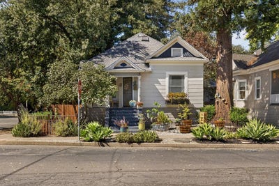 /international/us/148-w-16th-street-chico-ca-110120465377/
