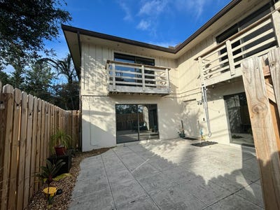 /international/us/2811-stoneway-lane-fort-pierce-fl-110107242817/