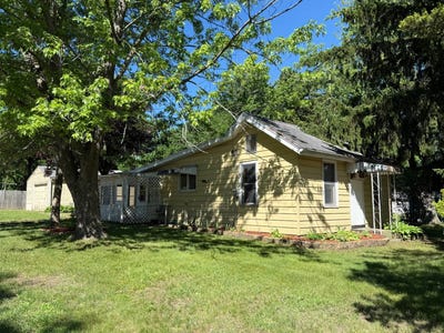 /international/us/322-liston-avenue-south-beloit-il-110108955220/