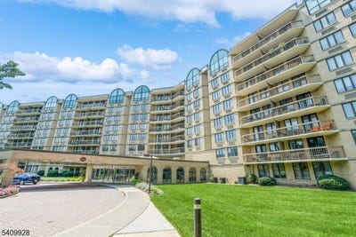 /international/us/10-smith-manor-blvd-west-orange-twp-nj-110105869217/
