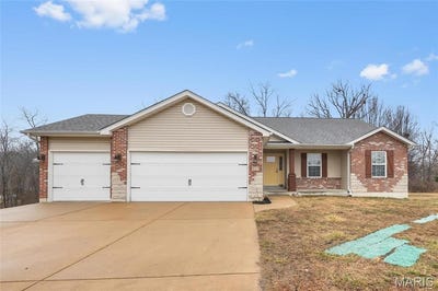 /international/us/209-hartland-court-hillsboro-mo-110098560473/