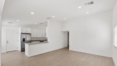 /international/us/6825-n-81st-lane-glendale-az-110107209920/