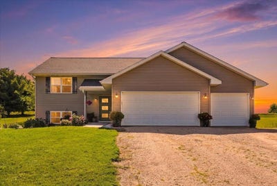 /international/us/1617-86th-avenue-hammond-wi-110110238326/