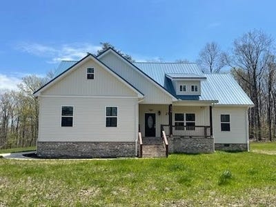 /international/us/520-gray-rock-view-pikeville-tn-110096935569/