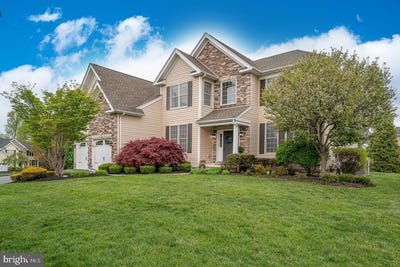 /international/us/4428-lobella-court-chester-springs-pa-110107831840/