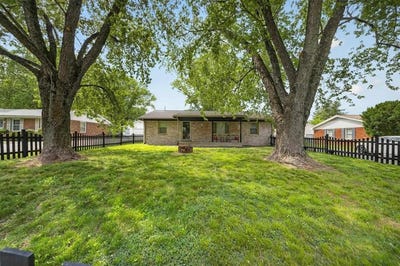 /international/us/2109-s-downey-dr-henderson-ky-110108141088/