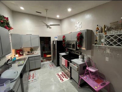 /international/us/7620-nw-38th-court-sunrise-fl-110108499487/