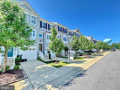 /international/us/43761-winterberry-way-california-md-110100749012/