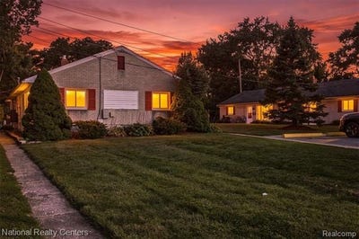/international/us/16530-petrie-street-roseville-mi-110120515456/