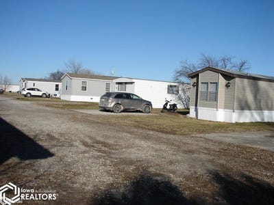 /international/us/507-e-railroad-st-street-wayland-ia-110104878680/