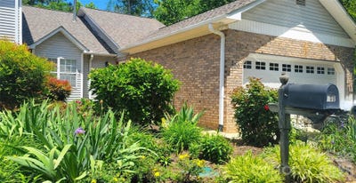 /international/us/100-thistle-knoll-court-asheville-nc-110106557218/