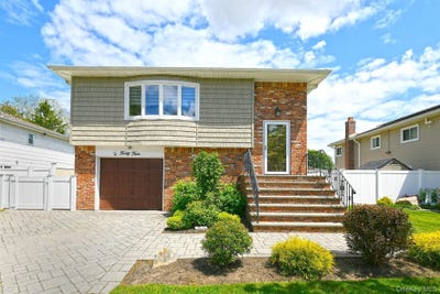 /international/us/44-derby-avenue-greenlawn-ny-110108390703/
