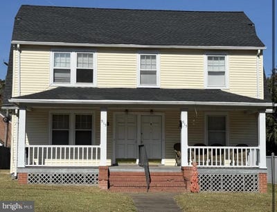 /international/us/915-william-street-fredericksburg-va-110106479769/