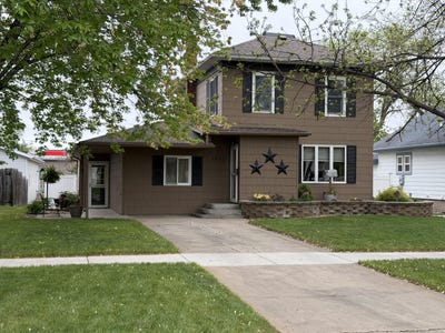/international/us/1422-wisconsin-ave-sw-huron-sd-110108152977/