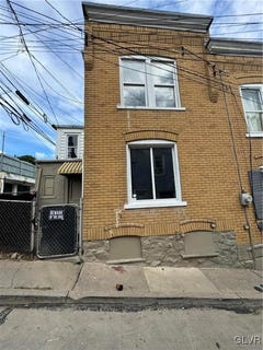 /international/us/115-s-blank-street-allentown-city-pa-110095551997/?lang=zh-cn
