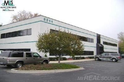 /international/us/8344-hall-road-utica-mi-110107336492/