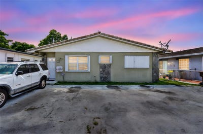 /international/us/4776-e-10th-ave-hialeah-fl-110099203469/