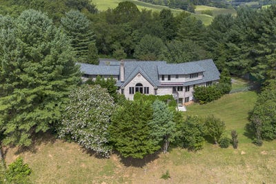 /international/us/150-forest-hill-view-lexington-va-110106367629/