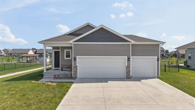 /international/us/1219-12th-street-se-bondurant-ia-110119467889/