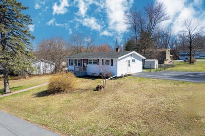 /international/us/9-kearney-drive-new-windsor-ny-110098496139/
