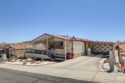 /international/us/577-lake-michigan-lane-boulder-city-nv-110108219447/