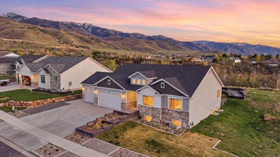 /international/us/638-e-canyon-rim-rd-smithfield-ut-110106844535/