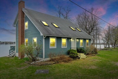 /international/us/52-lakewood-drive-swanton-vt-110107823786/