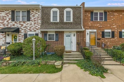 /international/us/10219-w-96th-terrace-overland-park-ks-110094772956/