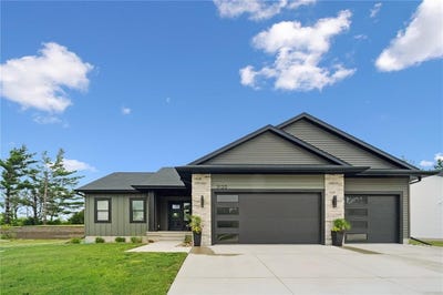 /international/us/3120-timber-ridge-court-hiawatha-ia-110099095326/