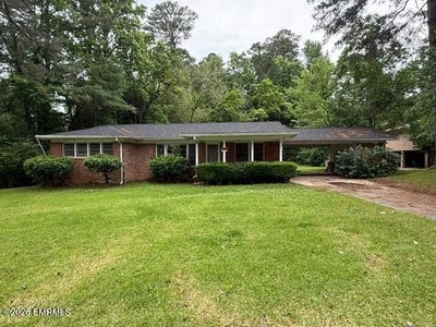 /international/us/1660-32nd-street-meridian-ms-110107865659/