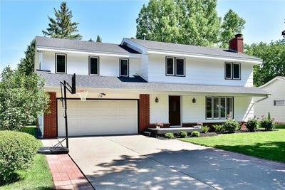 /international/us/1758-edgewood-road-winona-mn-110108493507/