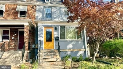 /international/us/2708-minnesota-avenue-se-washington-dc-110108394359/