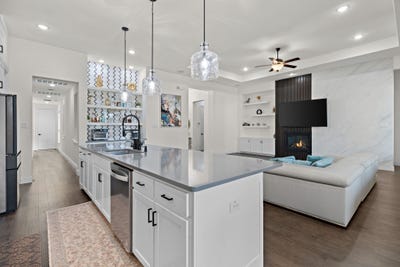 /international/us/803-placid-way-argyle-tx-110106555037/