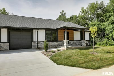 /international/us/2801-n-23rd-street-quincy-il-110100996436/