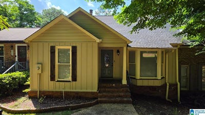 /international/us/3028-old-stone-drive-birmingham-al-110108502083/