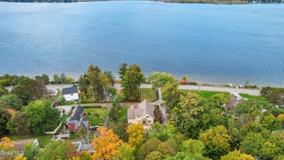 /international/us/63a-springwater-drive-saratoga-springs-ny-110120508335/