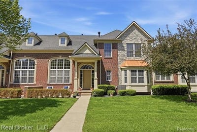 /international/us/1270-old-colony-lane-canton-twp-mi-110108608423/