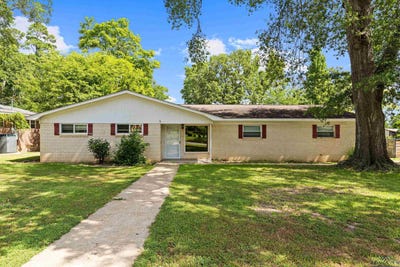 /international/us/105-pruitt-street-henderson-tx-110101240005/