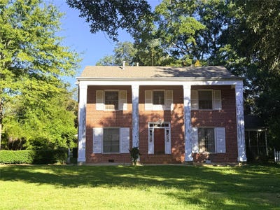 /international/us/928-mcdonald-street-haynesville-la-110103185212/