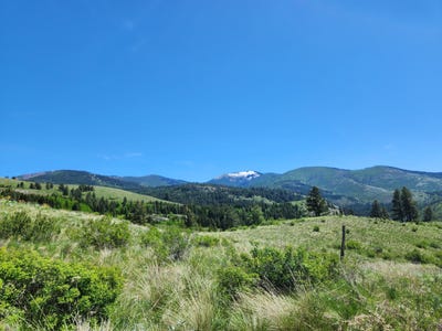 /international/us/12-dignity-ranch-rd-malo-wa-110099859222/