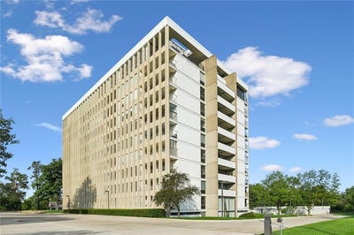 /international/us/2222-1st-avenue-ne-cedar-rapids-ia-110108975482/