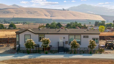 /international/us/1420-n-g-street-porterville-ca-110120040496/