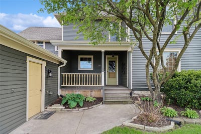 /international/us/521-n-2nd-avenue-e-newton-ia-110107819413/