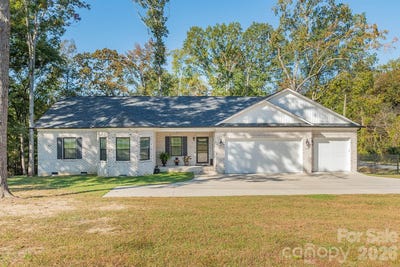 /international/us/4907-lanvale-avenue-trinity-nc-110107831871/