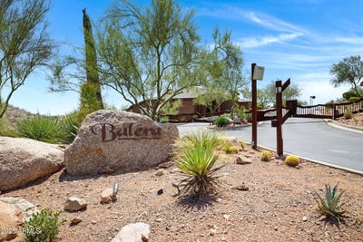 /international/us/16364-e-ridgeline-drive-fountain-hills-az-110100212019/