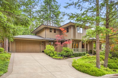 /international/us/611-forest-street-ashland-or-110108477677/