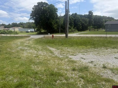 /international/us/2447-hwy-5-n-mountain-home-ar-110108982020/