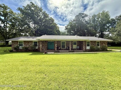 /international/us/1404-n-jackson-street-brookhaven-ms-110108352974/